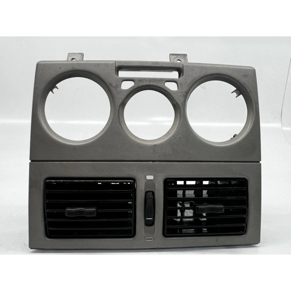 Moldura Com Difusor Central  Fiat Strada 2006