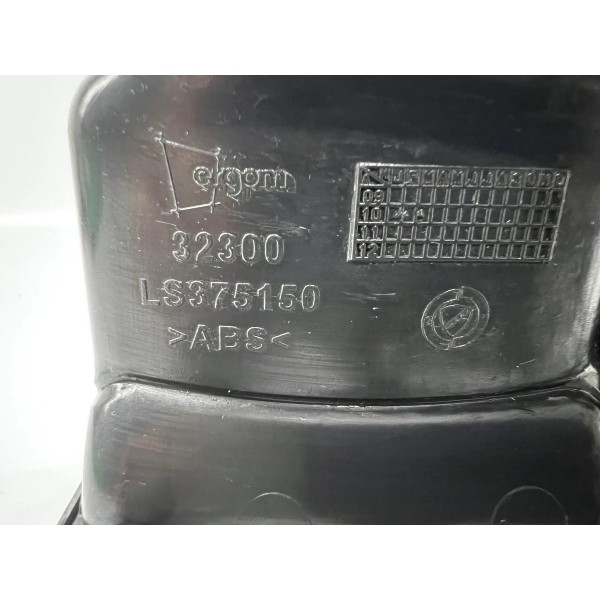 Moldura Com Difusor Central  Fiat Strada 2006