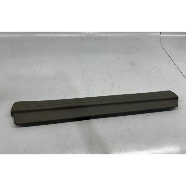 Soleira Dianteira Dir  Mitsubishi L200 Triton 2008 A 2016