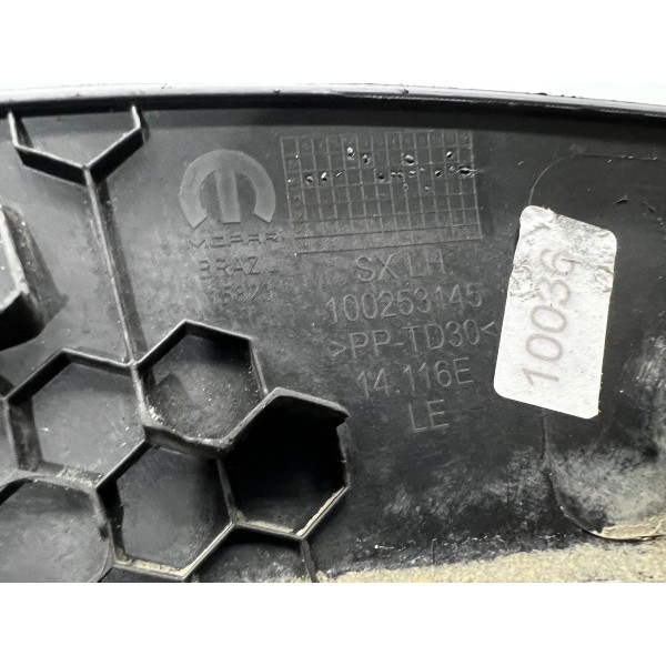 Moldura Paralama Diant Esquerdo Fiat Strada 2021 A 2025