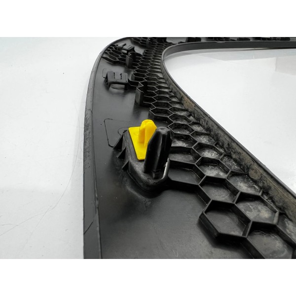 Moldura Paralama Diant Esquerdo Fiat Strada 2021 A 2025