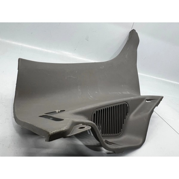 Moldura Coluna Traseira Esq. Mitsubishi Triton 2010 A 2015