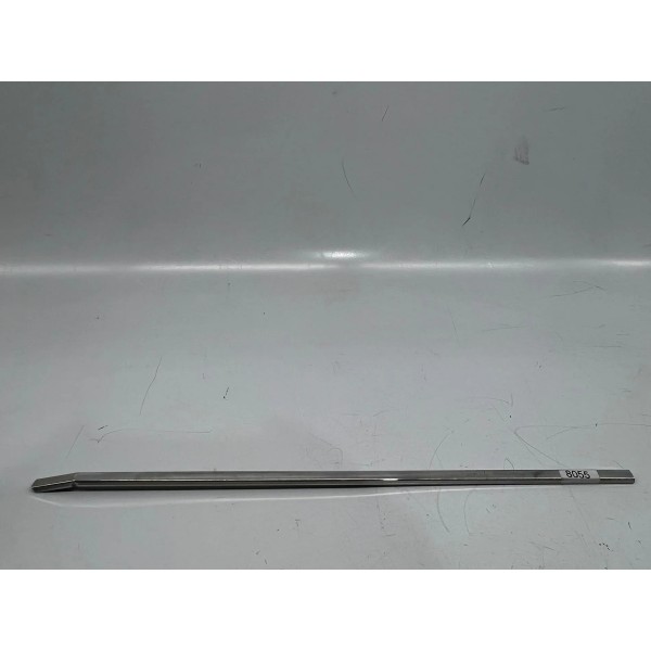 Friso Inferior Da Lanterna Opala Caravan Comodoro 1980 A1987