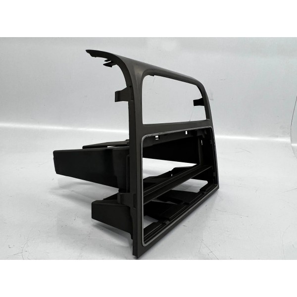 Moldura Painel Central Rádio Volkswagen 2013 A 2016 Preto