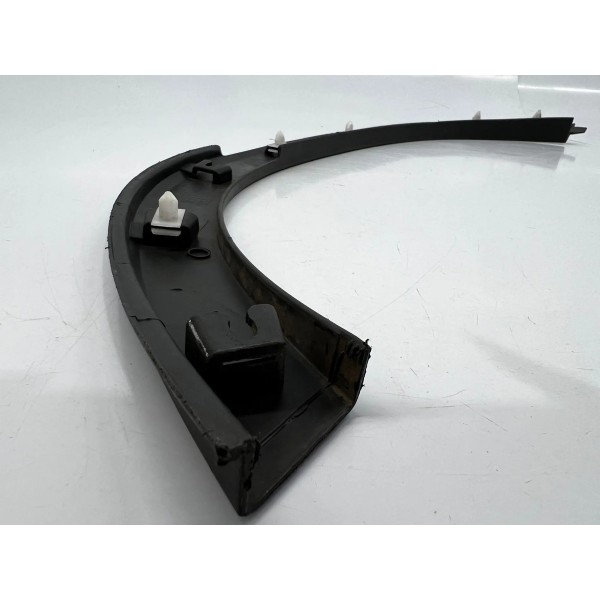 Moldura Lateral Traseira Direita Chevrolet Tracker 2015