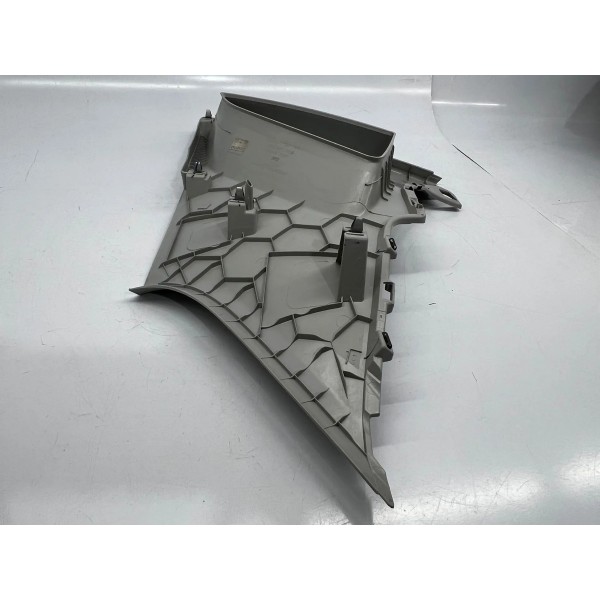 Moldura Coluna Traseira Direita Volkswagen Polo 2018 A 2022