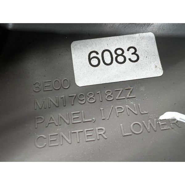 Moldura Inferior Som Painel L200 Triton 2008 A 2016