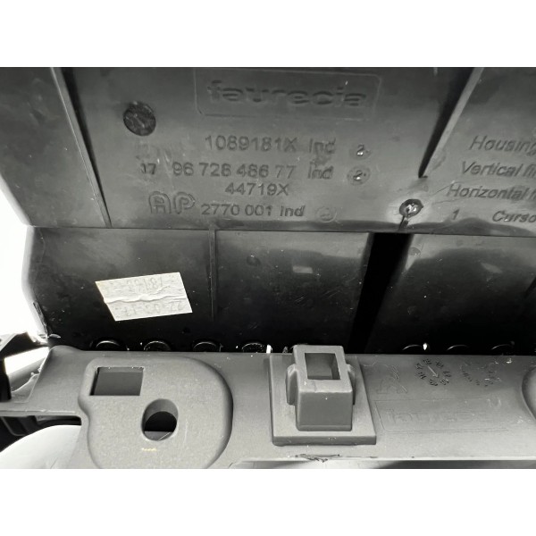 Moldura Painel Central Difusor Peugeot 208  2015