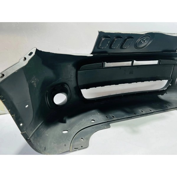 Parachoque Dianteiro Fiat Uno  2010 A 2014