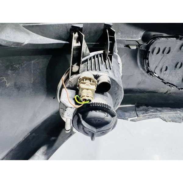 Parachoque Dianteiro Peugeot 206 Com Grade Furo 2004 A 2010