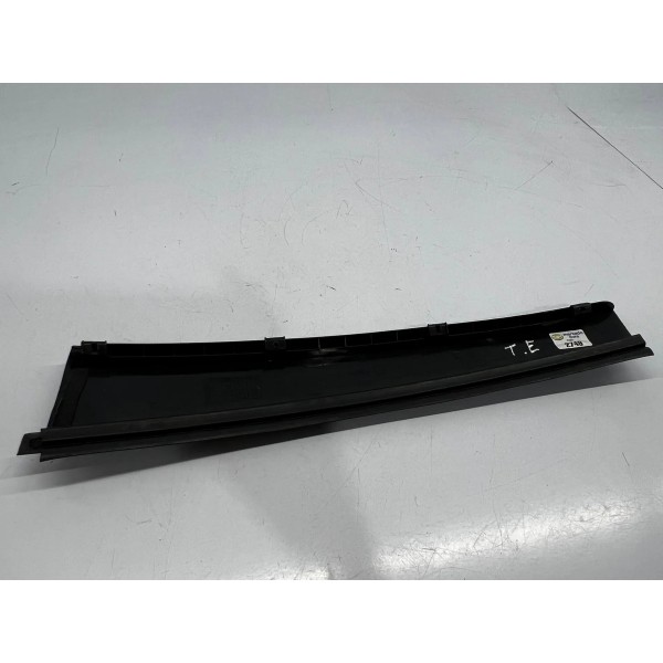 Moldura Porta Traseira Esquerda  Chevrolet Captiva 2011