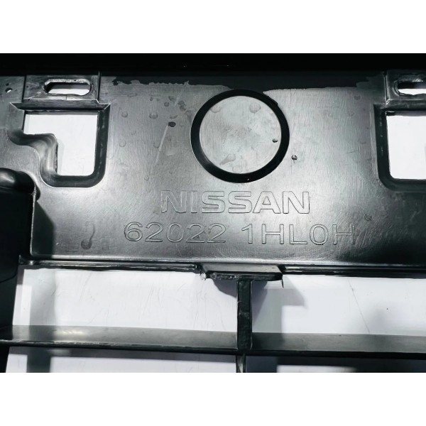 Parachoque Dianteiro  Nissan March 2011 A 2014