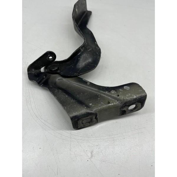 Braço Dobradiça Capo Esquerdo Nissan Versa 2013 A 2019