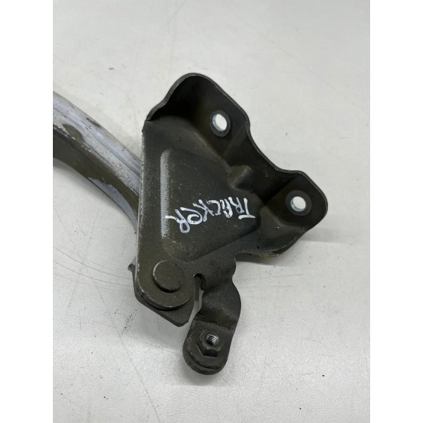 Dobradiça Do Capô Esquerdo Chevrolet Tracker 2012 A 2016