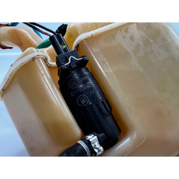 Reservatorio Partida Frio Fiat Uno Vivace 2013 A 2016